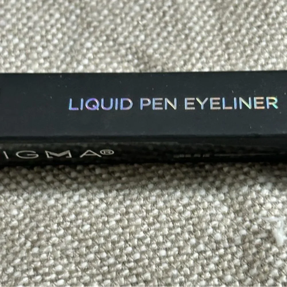 Sigma Beauty Liquid Pen Eyeliner- Wicked (Black)- NIB